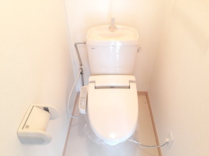 物件内観写真8　(トイレ)