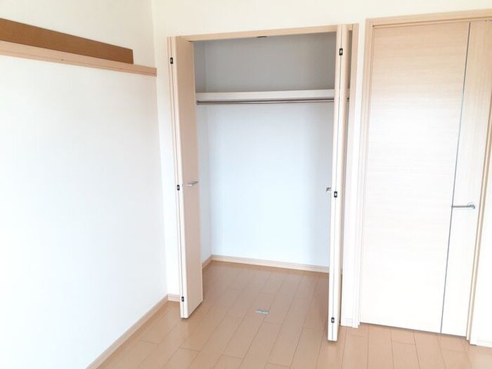 物件内観写真10　(収納)