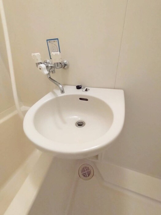 物件内観写真11　(洗面)