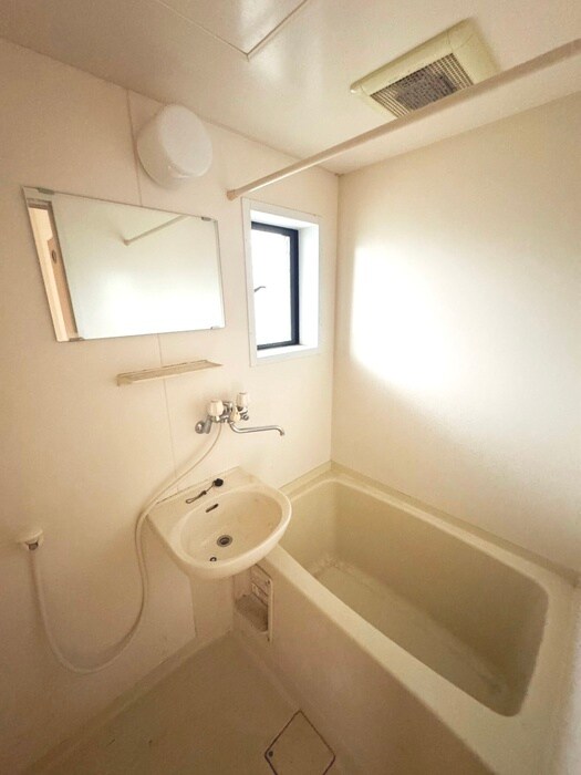 物件内観写真11　(バス／シャワールーム等)