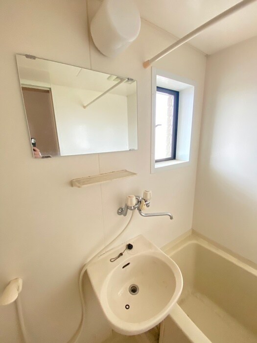 物件内観写真12　(洗面)