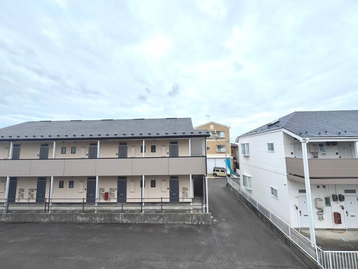 物件内観写真21　(室内からの展望)