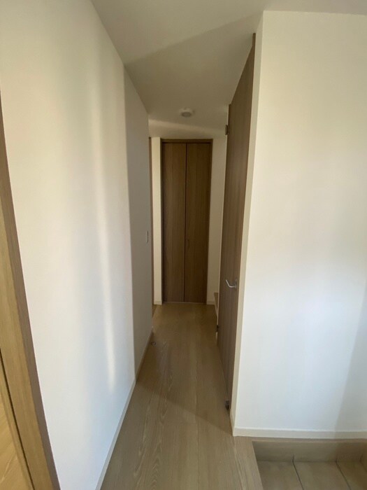 物件内観写真18　(廊下)