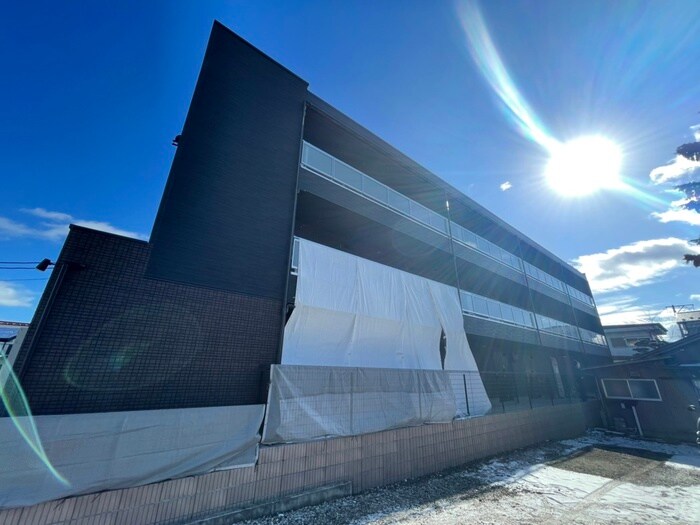 物件外観写真2　(外観写真)