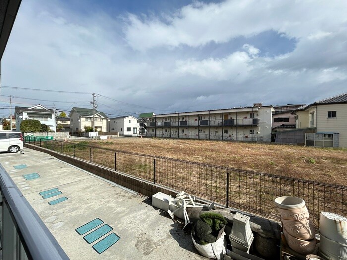 物件内観写真16　(室内からの展望)