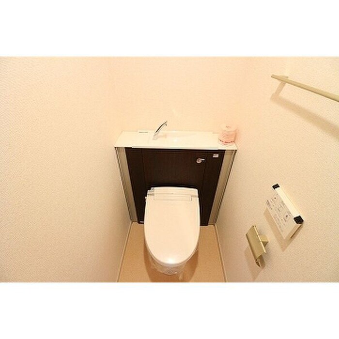 物件内観写真11　(トイレ)