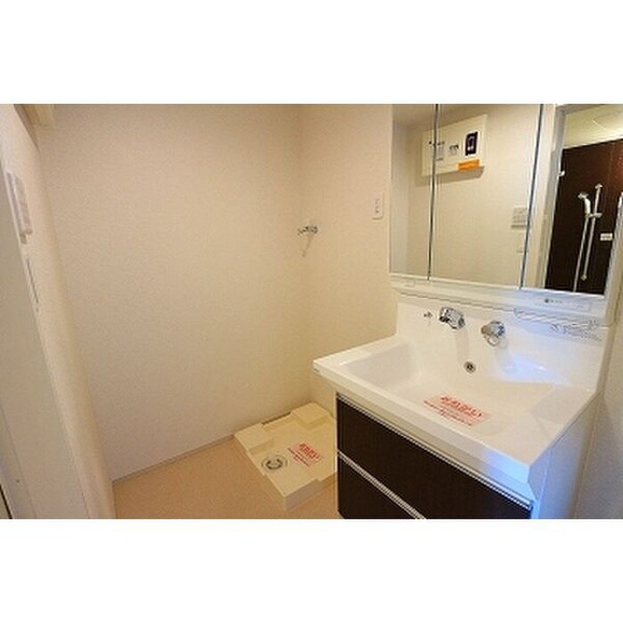 物件内観写真12　(洗面)