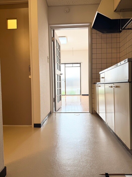 物件内観写真9　(廊下)