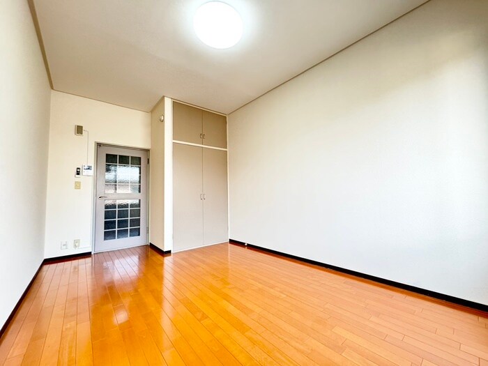 物件内観写真12　(居室)