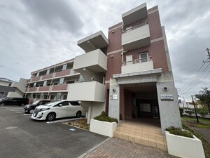 シェ・リヴェール外観写真