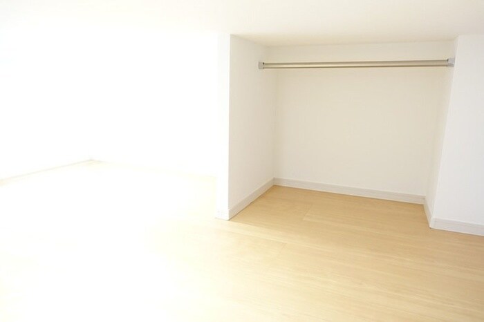 物件内観写真5　(ロフト)