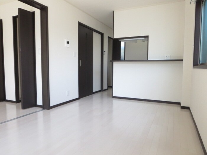 物件内観写真4　(居室)