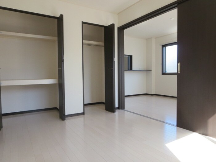 物件内観写真10　(収納)