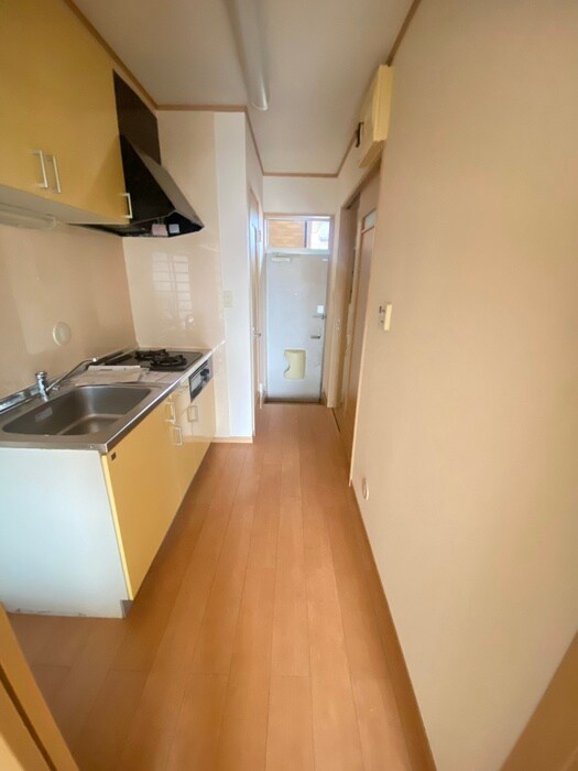 物件内観写真15　(廊下)