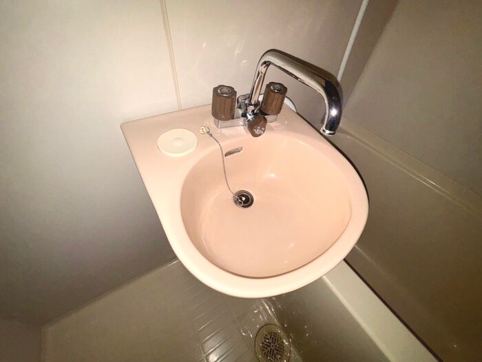 物件内観写真12　(洗面)