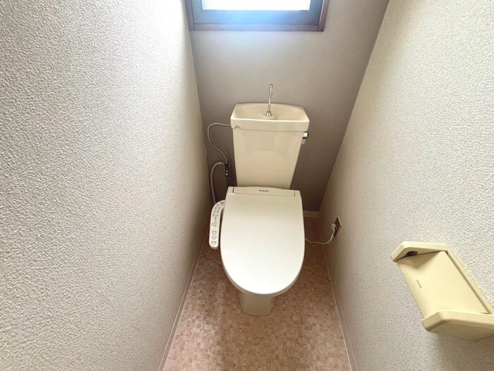 物件内観写真15　(トイレ)