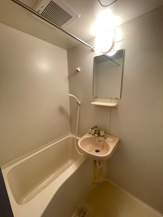 物件内観写真10　(バス／シャワールーム等)