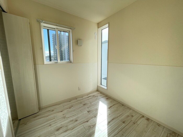 物件内観写真9　(居室)