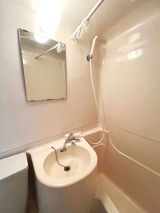 物件内観写真12　(洗面)