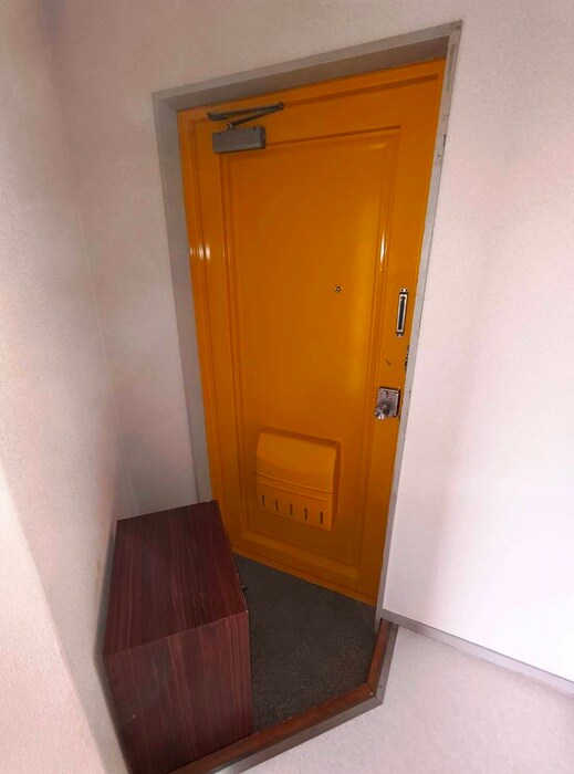 物件内観写真14　(玄関)