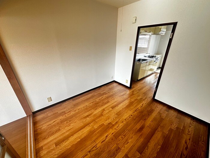 物件内観写真9　(居室)