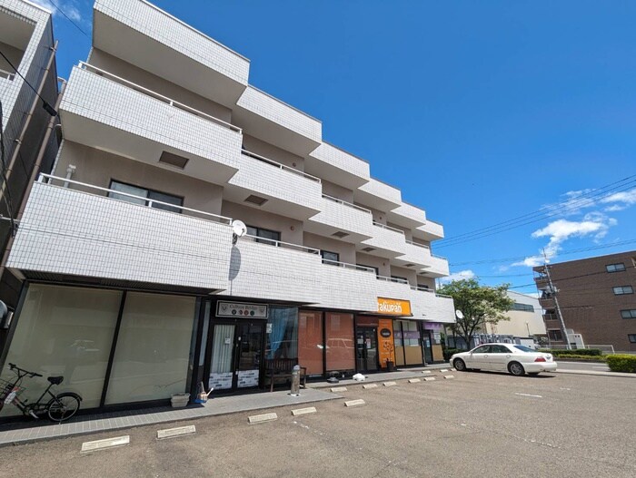 物件外観写真4　(外観写真)