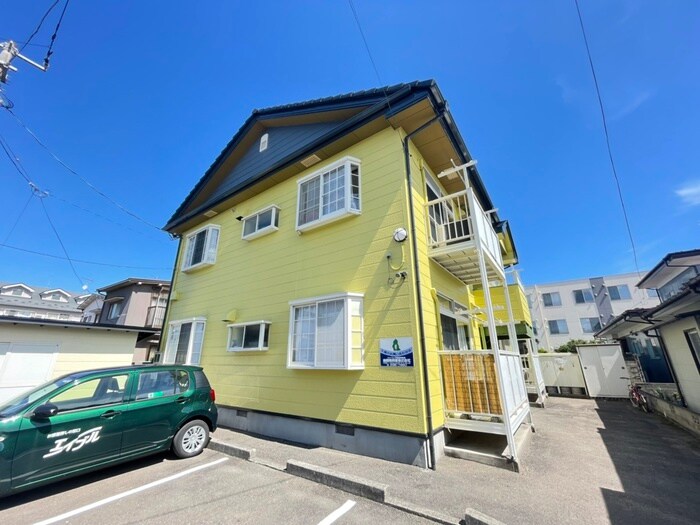 物件外観写真2　(外観写真)