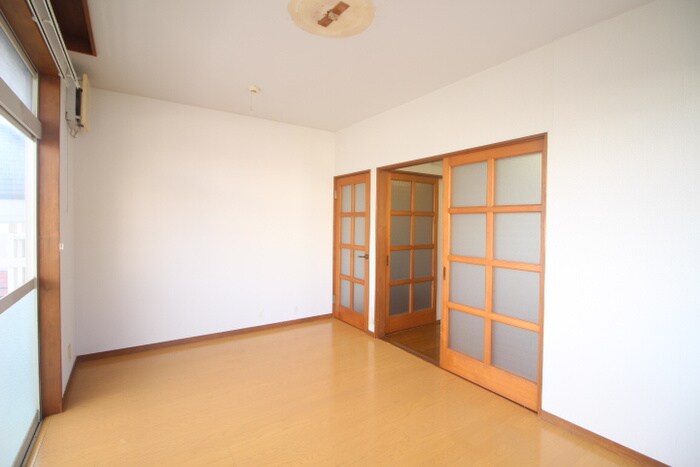 物件内観写真7　(居室)