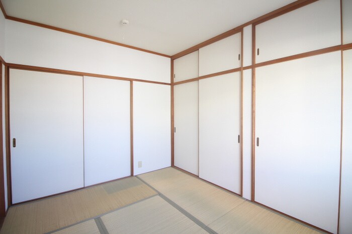 物件内観写真10　(居室)