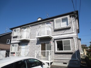 ガーデンヒルズA棟外観写真