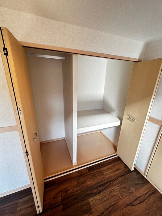 物件内観写真14　(収納)