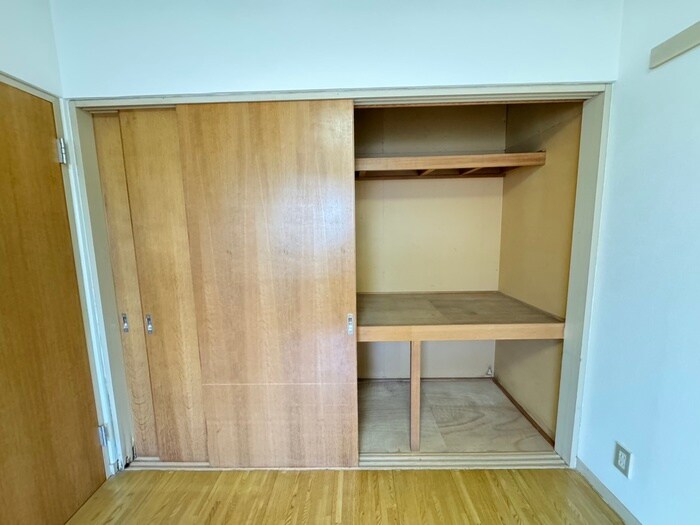 物件内観写真13　(収納)
