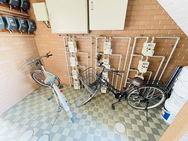 駐輪場