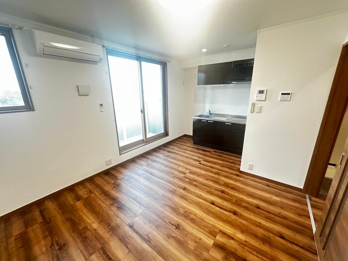 物件内観写真7　(居室)