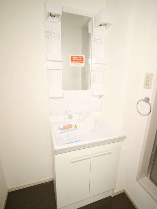 物件内観写真15　(洗面)