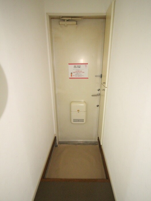 物件内観写真20　(玄関)