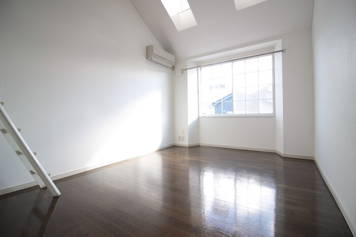 物件内観写真15　(居室)