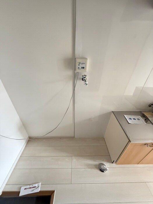 物件内観写真16　(洗濯機置場)