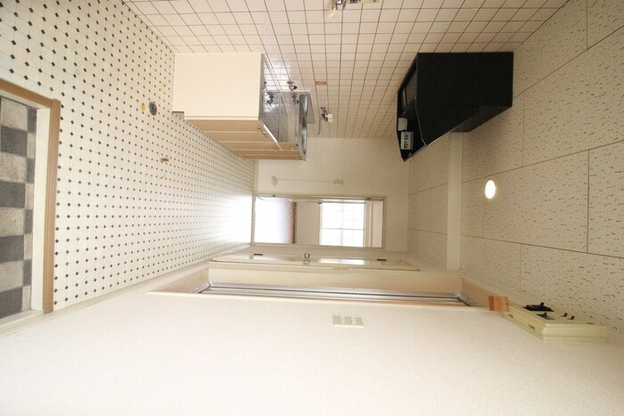 物件内観写真17　(玄関)