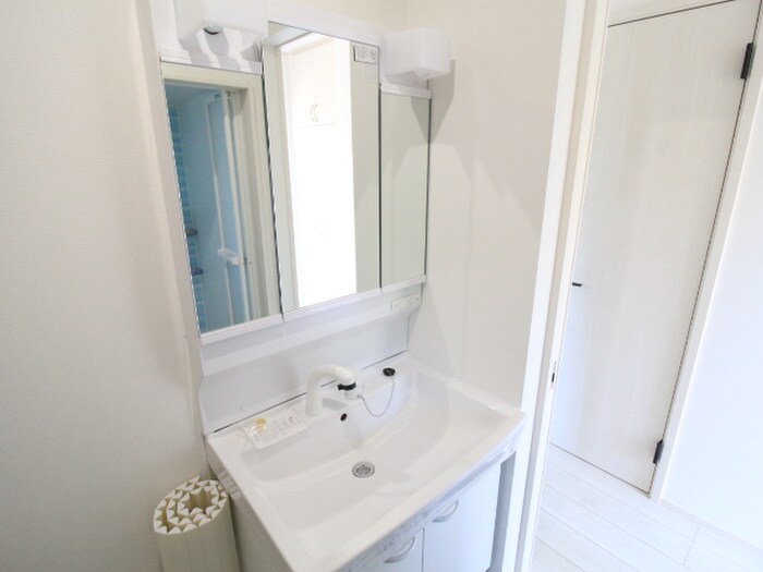 物件内観写真11　(洗面)