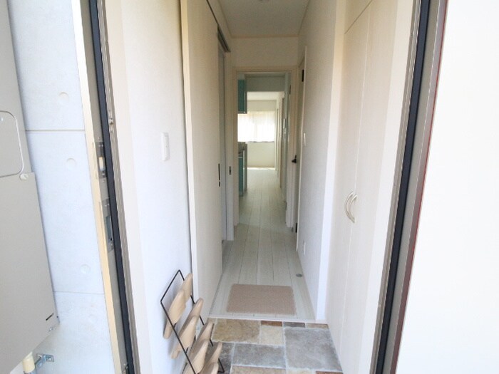 物件内観写真16　(廊下)
