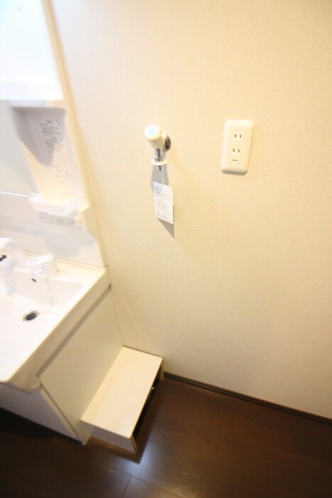 物件内観写真11　(洗濯機置場)