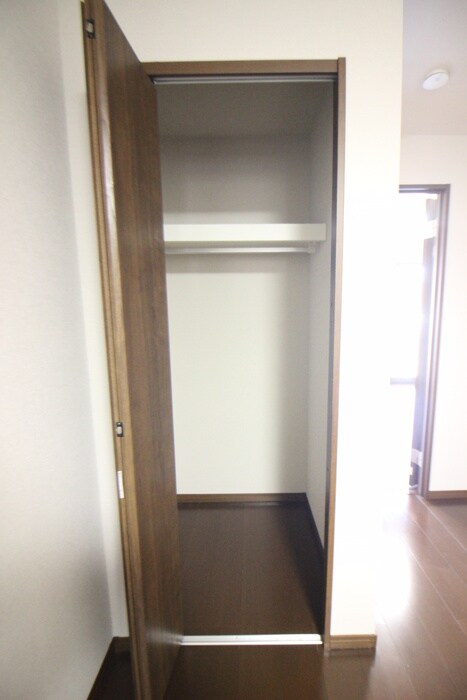 物件内観写真13　(収納)