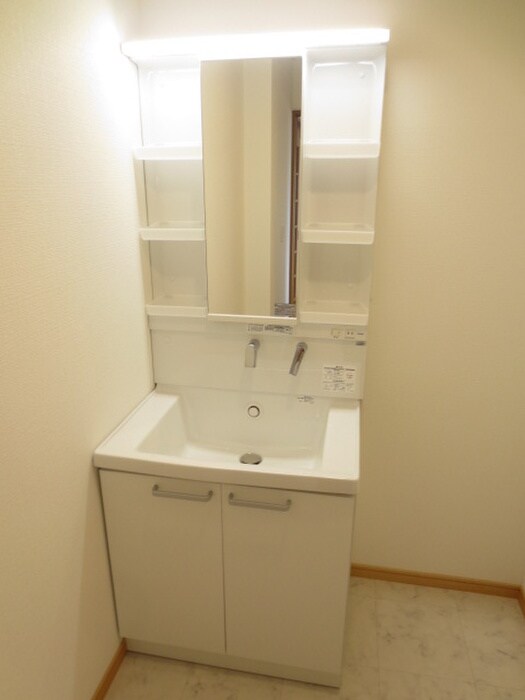 物件内観写真10　(洗面)