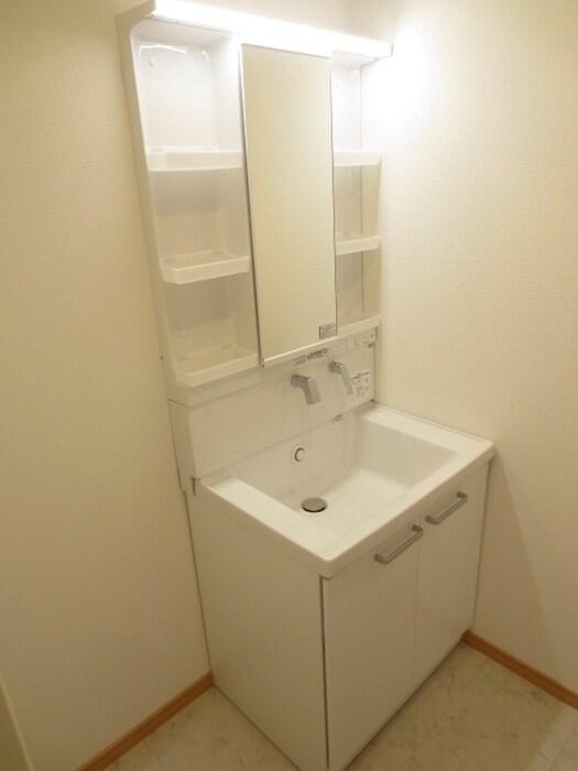 物件内観写真11　(洗面)