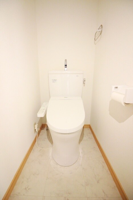 物件内観写真12　(トイレ)