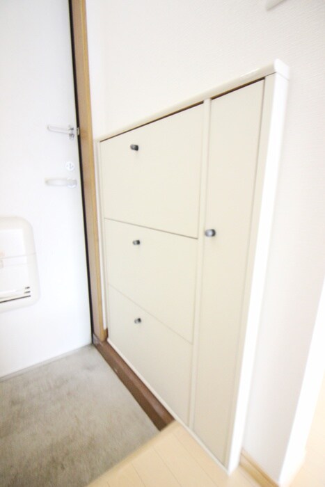 物件内観写真13　(靴箱)