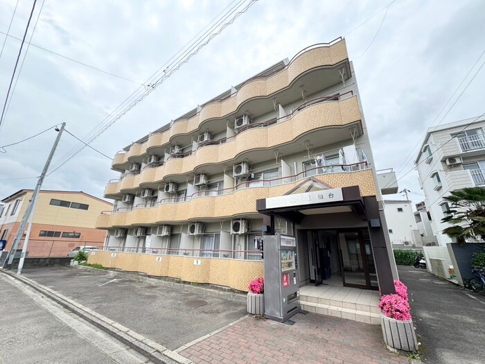 物件外観写真1　(外観写真)