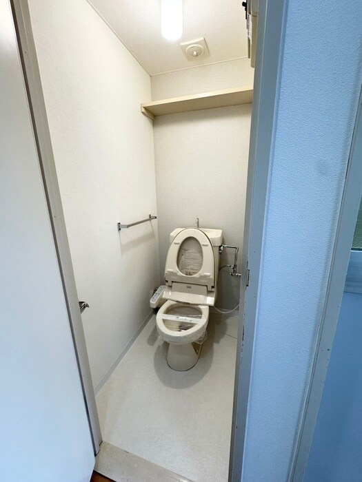 物件内観写真13　(トイレ)