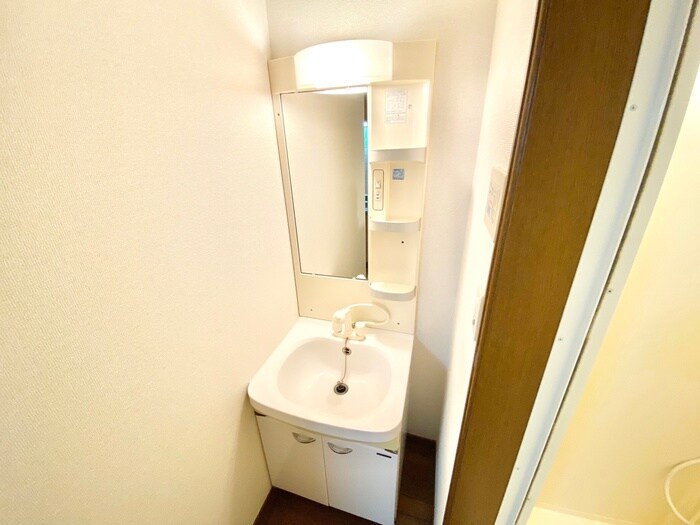 物件内観写真11　(洗面)